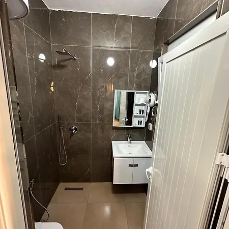 Apartmán Trizone & Golem (Tirana)