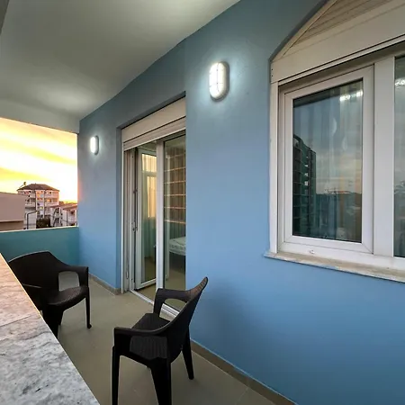 Trizone & Appartement Golem (Tirana)