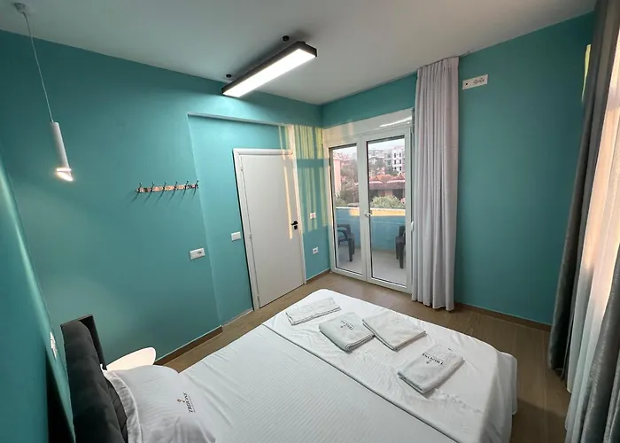 Trizone & * Golem (Tirana)